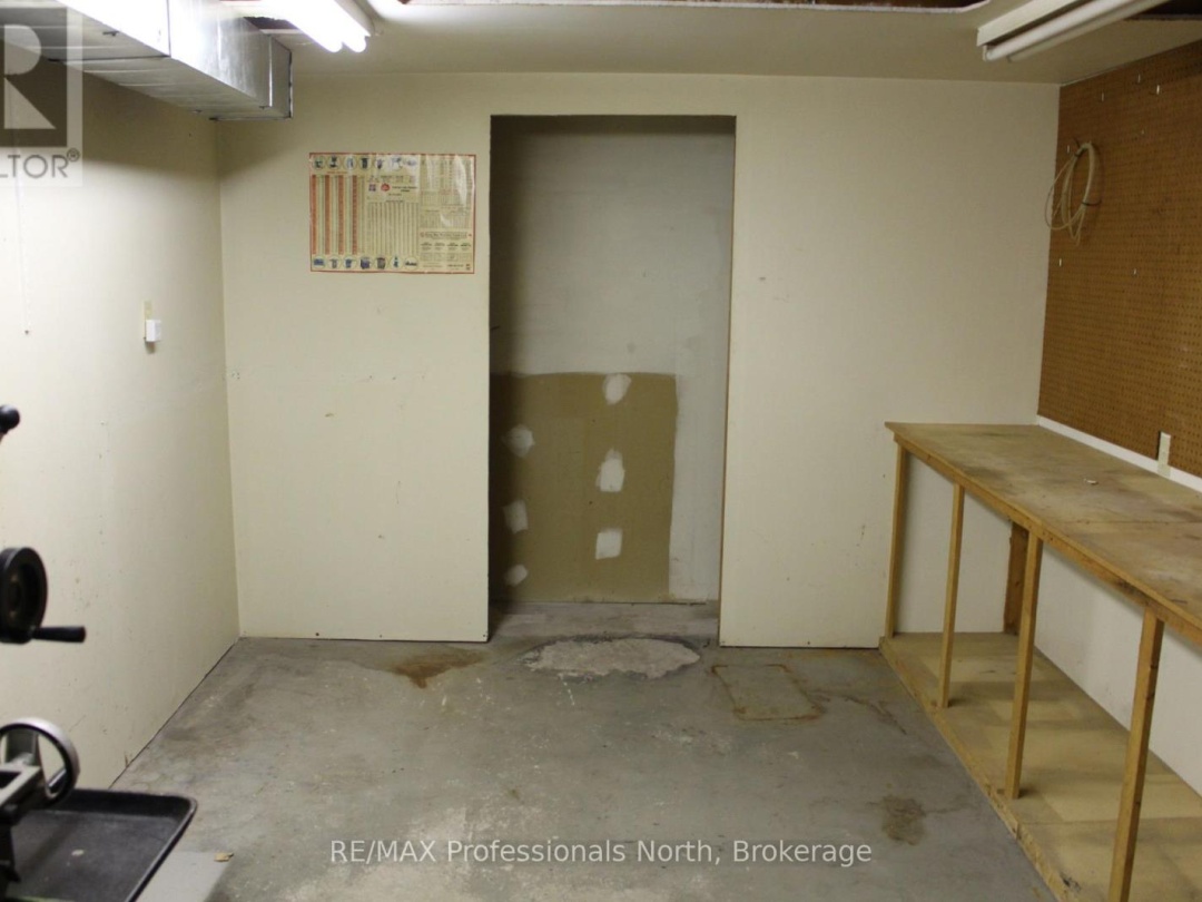 2166 BLAIRHAMPTON ROAD, 