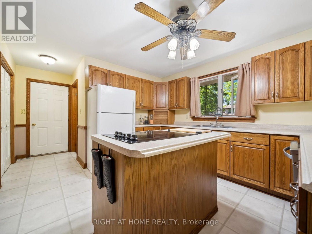 1857 KENSINGTON PLACE, 