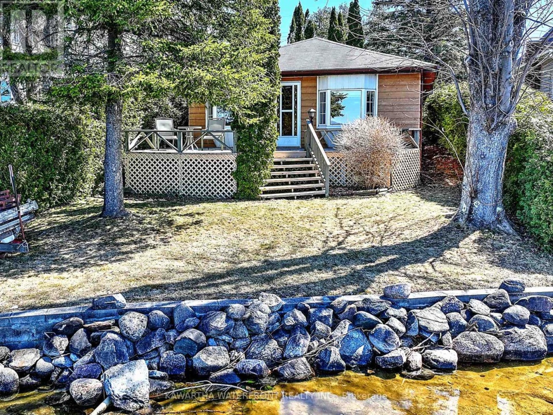 6 Oriole Road, Cameron Lake