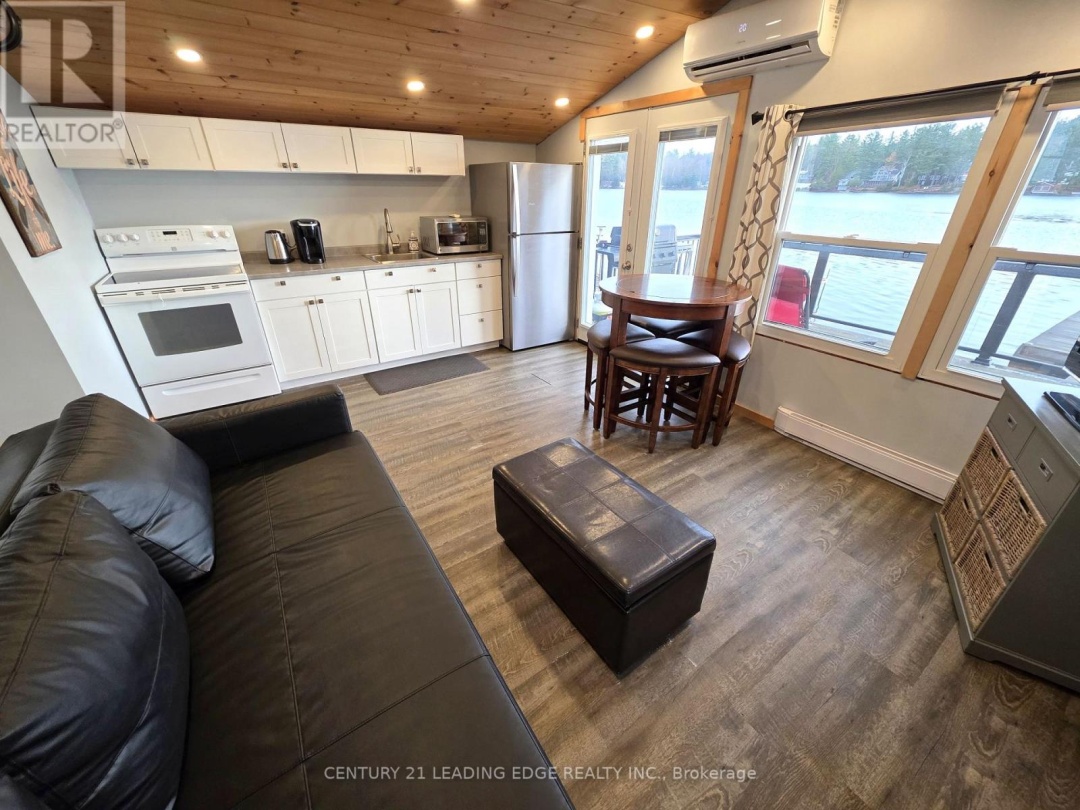 24 - 1043 LOBO DRIVE, 