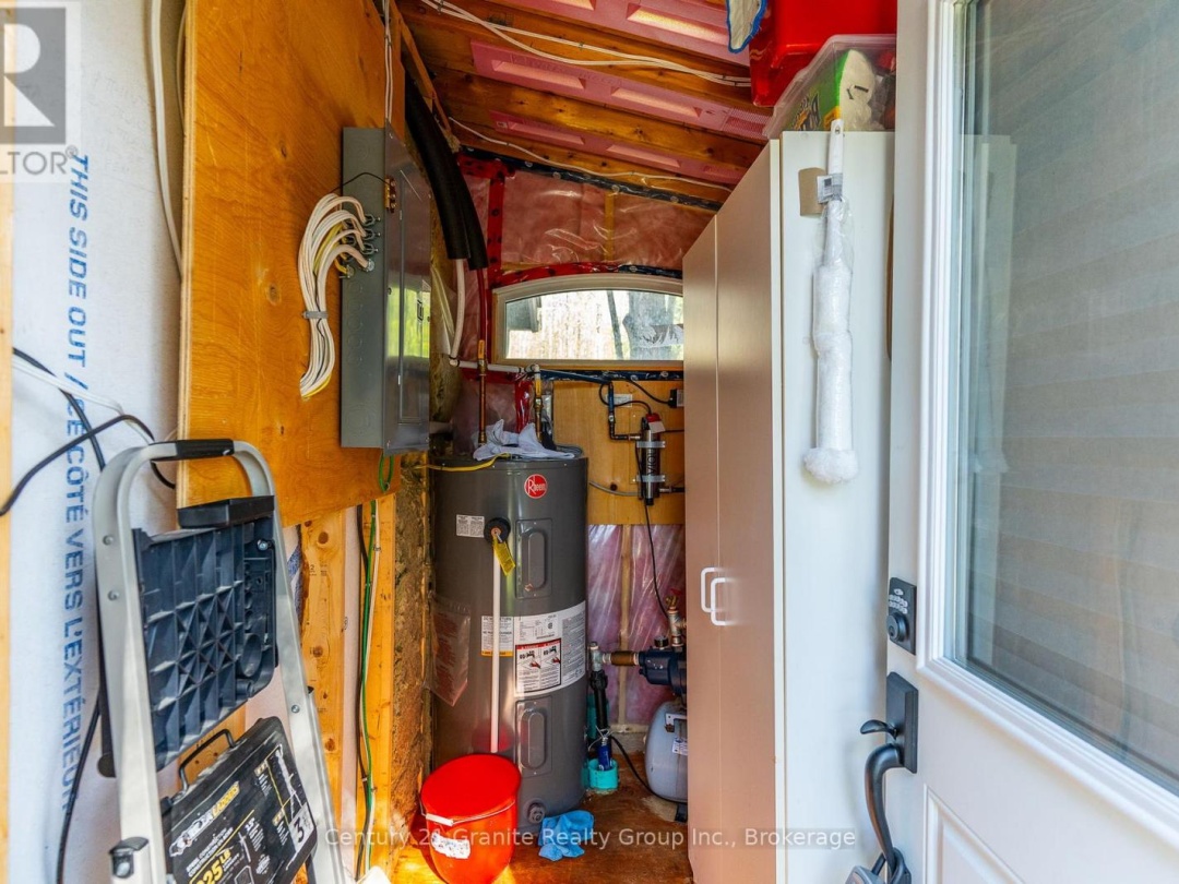 1954 SOUTH BEAVER LAKE LANE, 