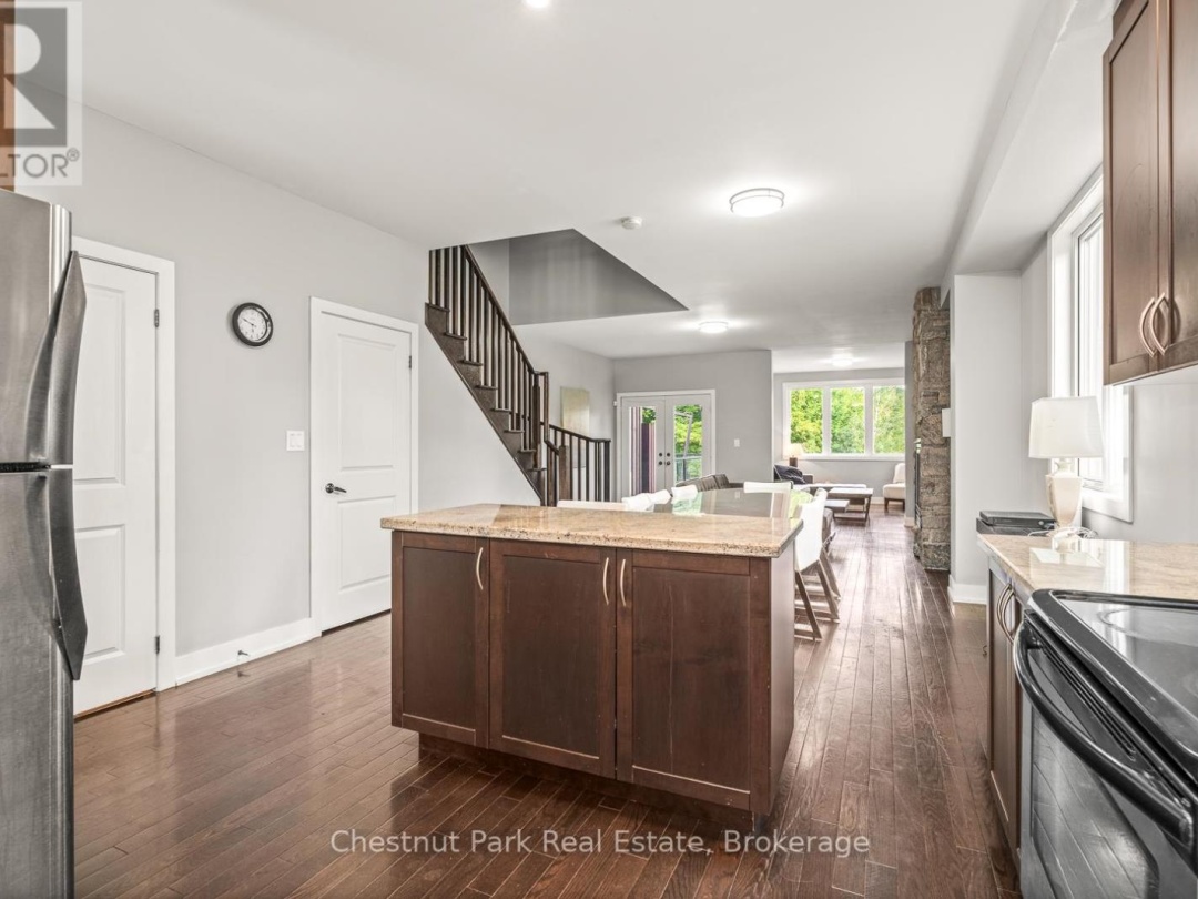 65 ROCKMOUNT CRESCENT, 
