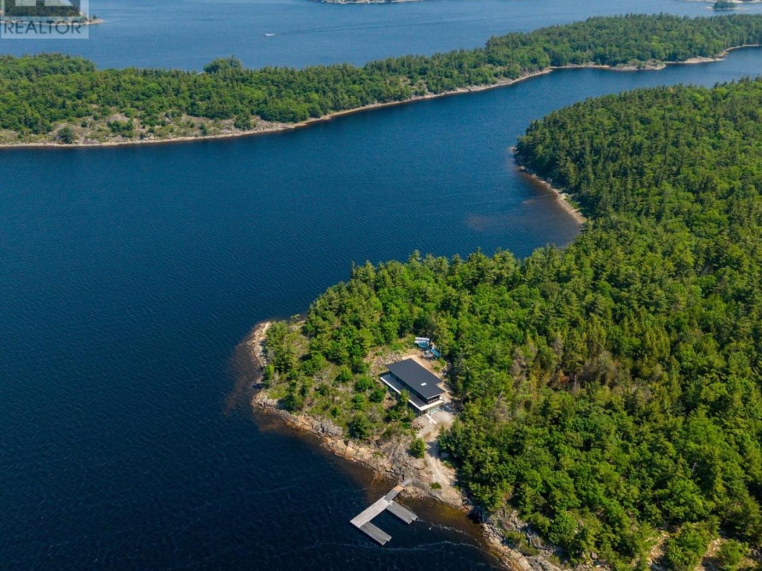 11324 ISLAND 1810/BONE ISLAND, 