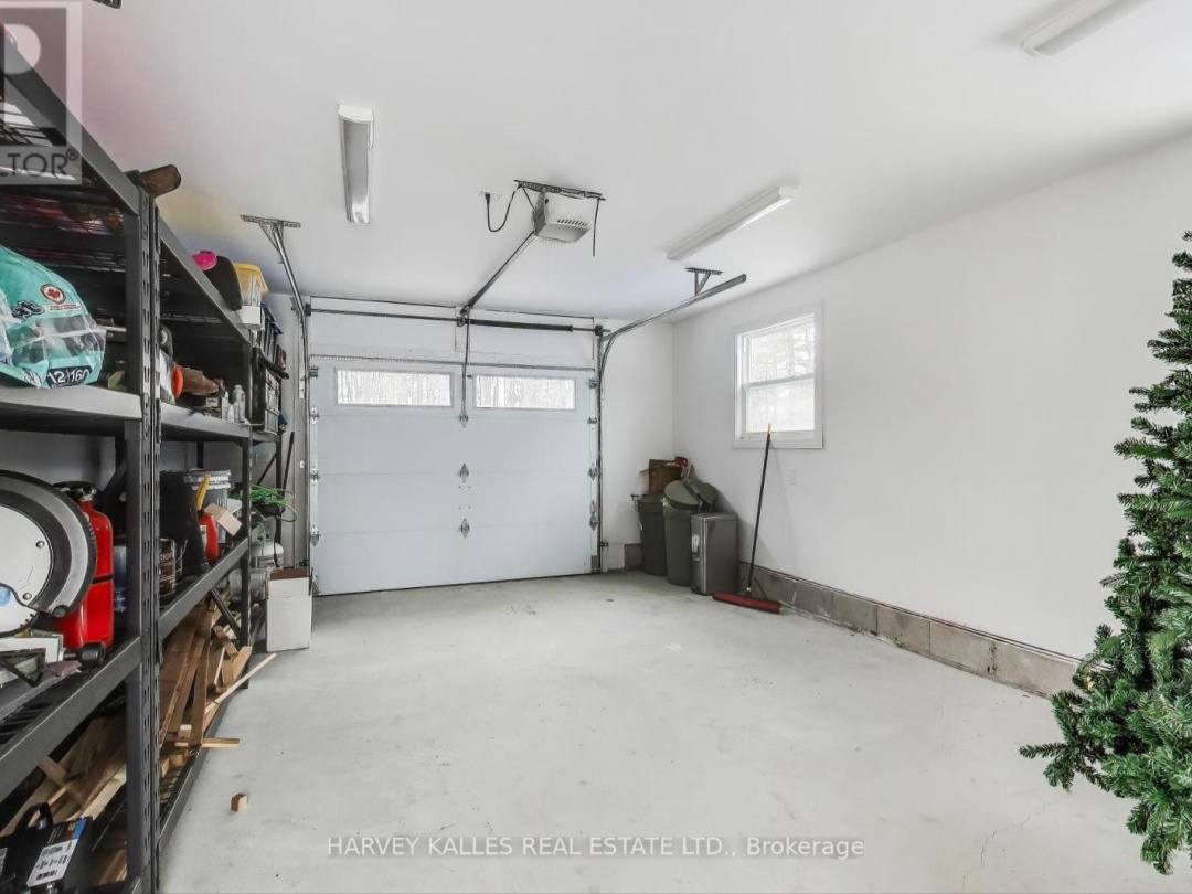 1002 CHIPPAWA AVENUE, 