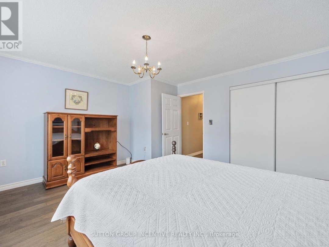 403 - 40 MUSEUM DRIVE, 