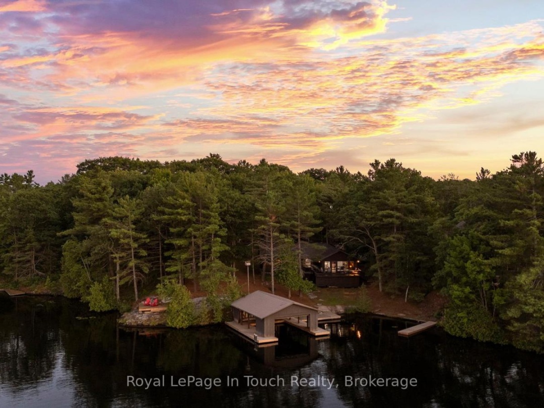 211 PICKEREL POINT ROAD, 