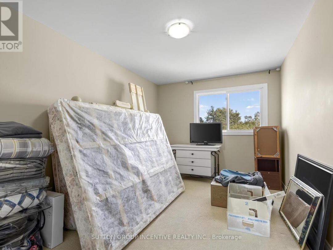 36 - 12 LANKIN BOULEVARD, 