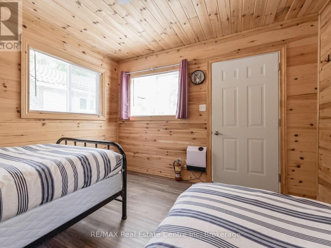 22 SOUTH CRANE LAKE ROAD, 