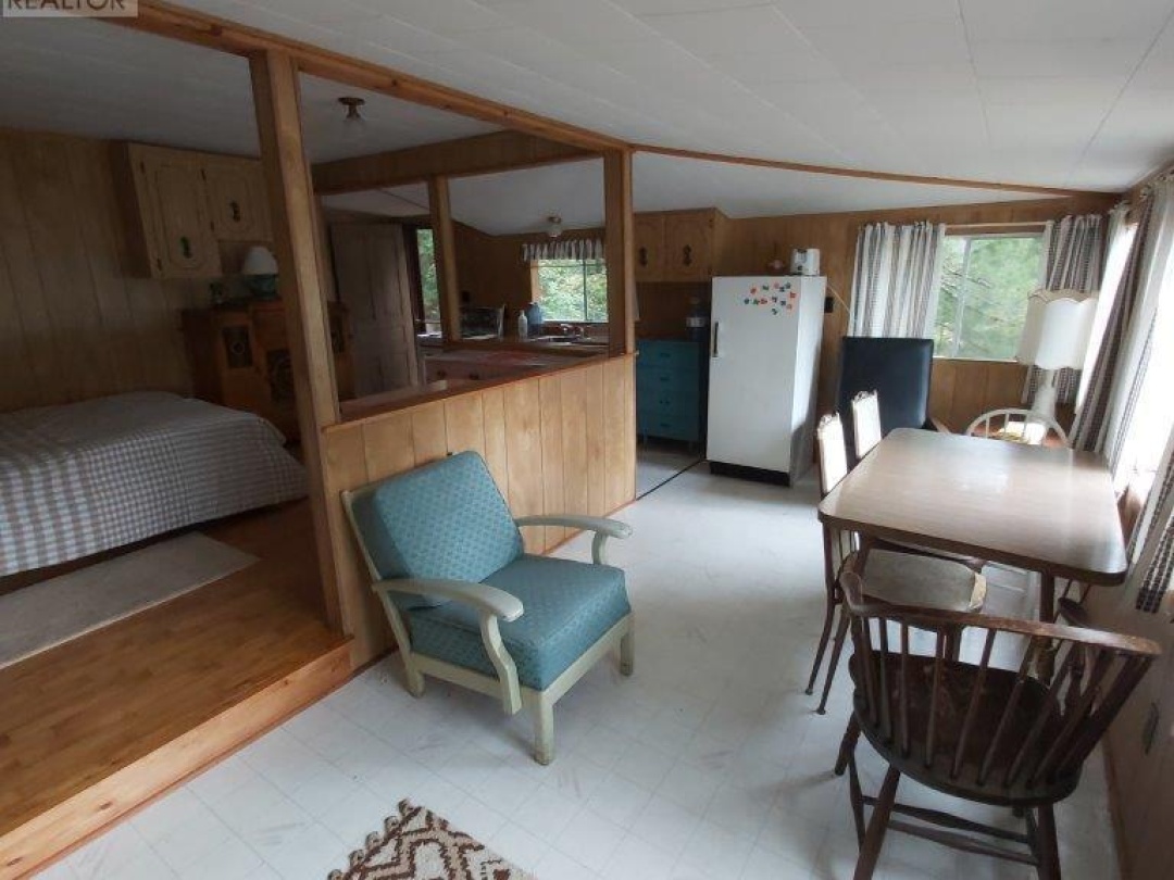 1 1 1051 Wigwam Lodge Road, Kahshe Lake