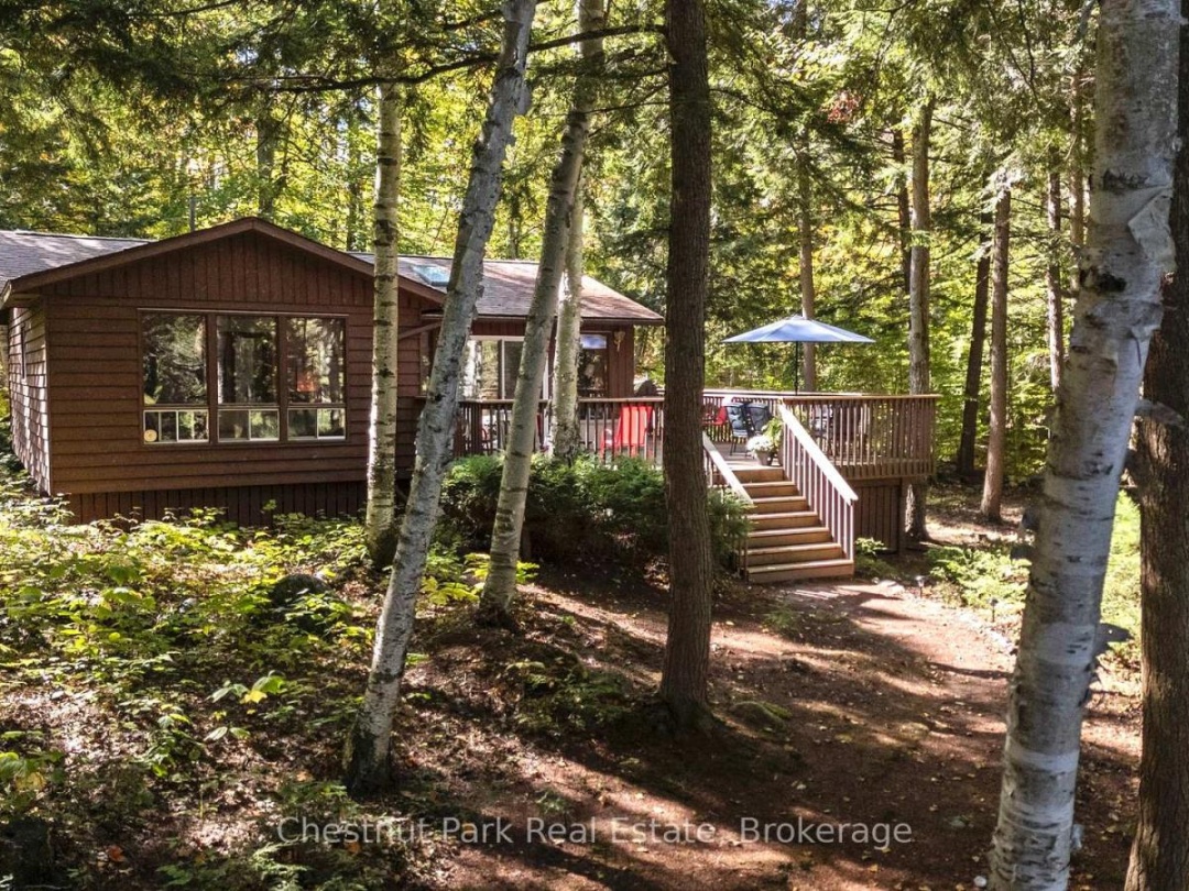 10 TAYLOR (26LM10) ISLAND, 