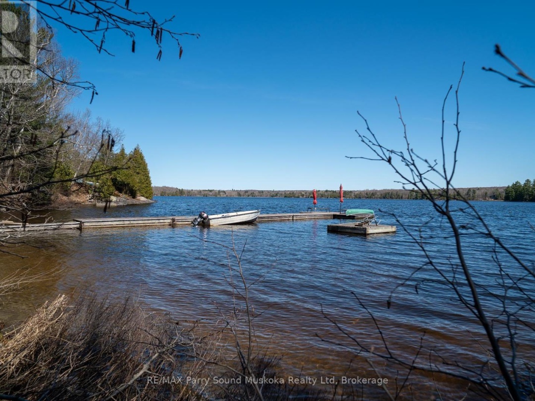 10 Alex Lane, Maple Lake