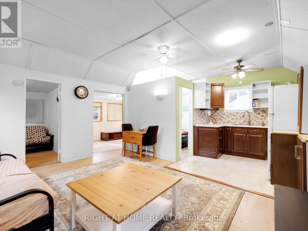 25 PLAYFAIR DRIVE, 