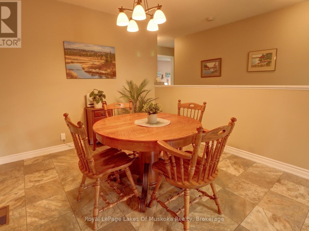 106 - 31 DAIRY LANE, Muskoka River