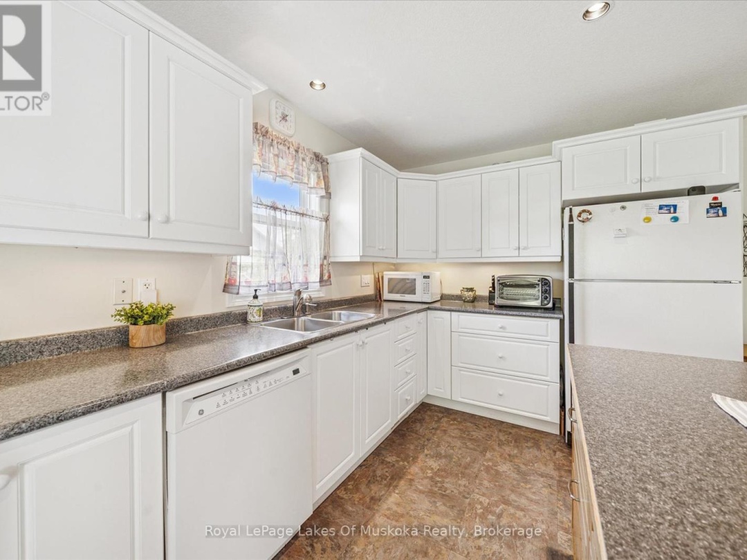 7 INVERARAY COURT, 
