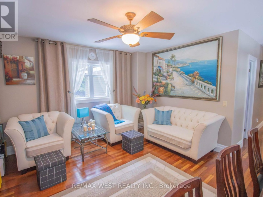 1158 LORNE LANE, 
