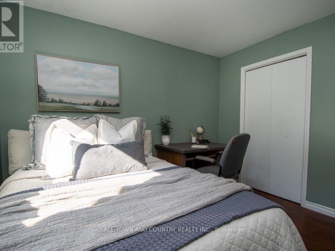 187 SKYLINE ROAD, 