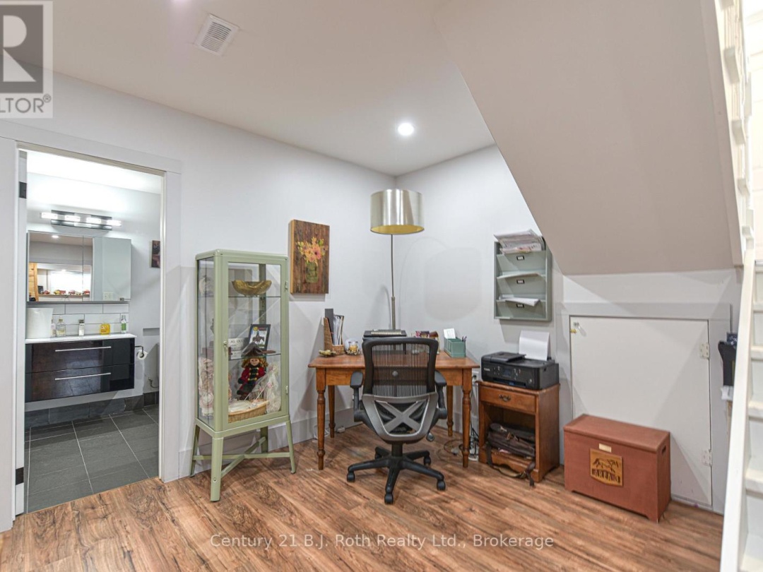 4035 Canal Road, Severn
