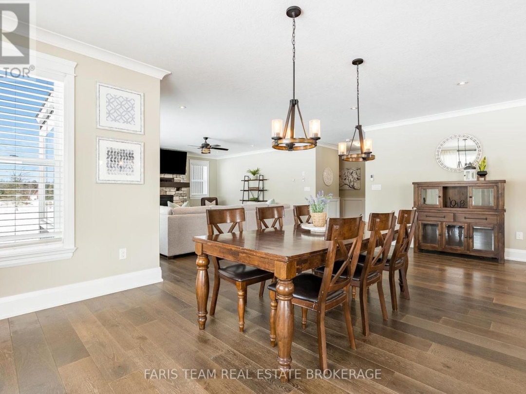 2448 STOCKDALE ROAD, 