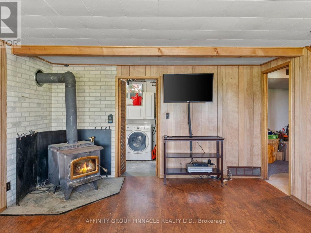 572 COUNTY RD 8 ROAD, 
