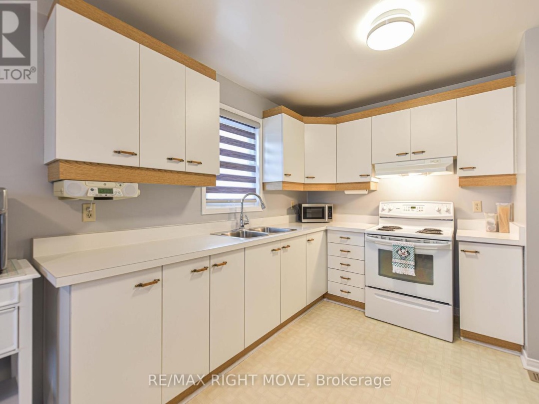 53 Dancy Drive, Orillia