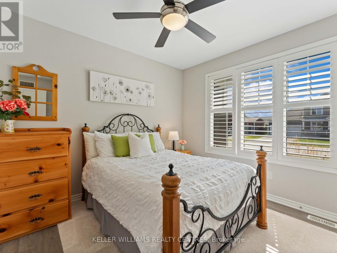 25 WINDSONG CRESCENT, 