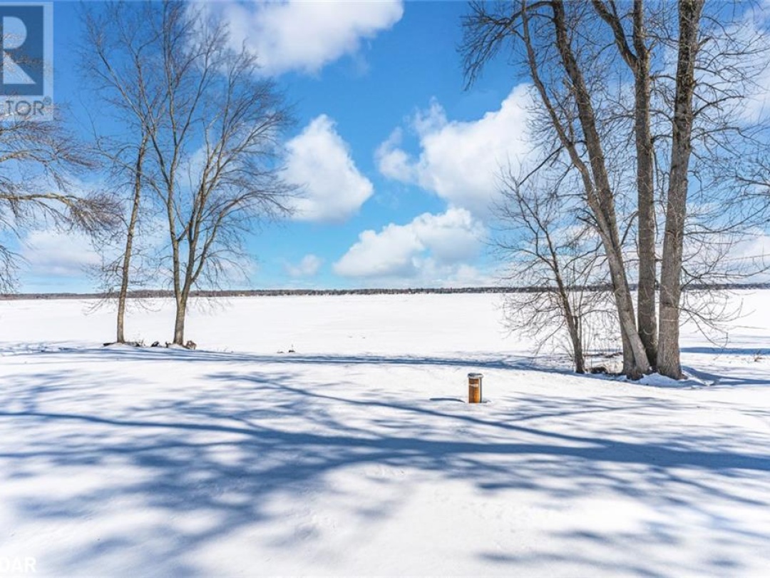 4097 Dalrymple Drive, Dalrymple Lake