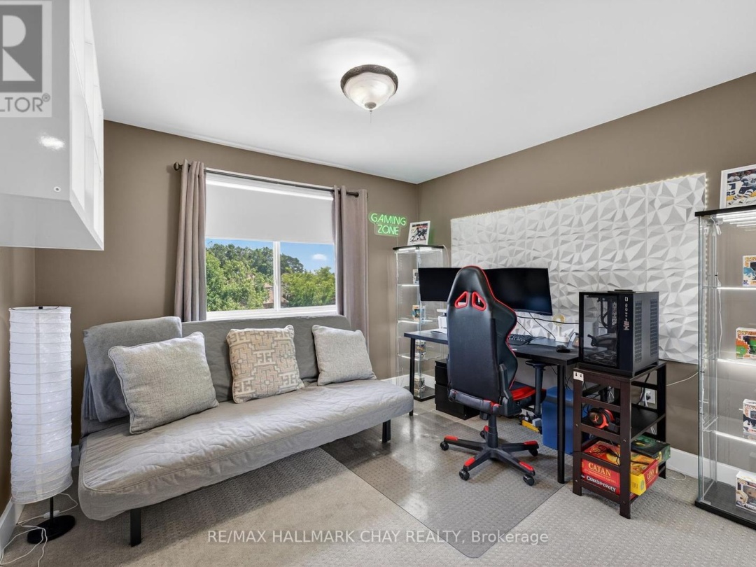 3159 BASS LAKE SIDE ROAD E, 