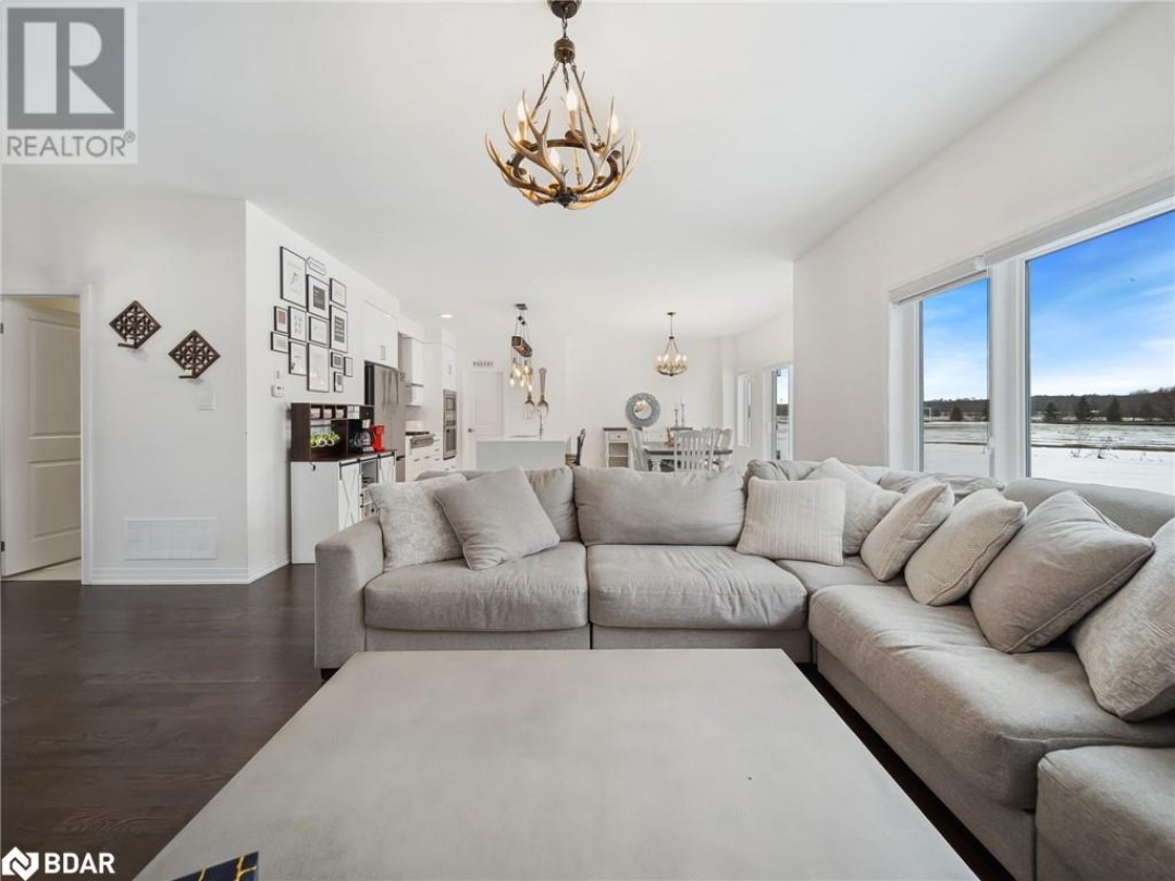 3727 Quayside Drive, Severn