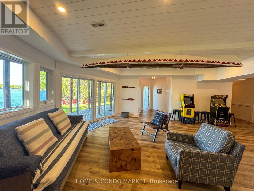14 CHARLES AVENUE, Manitouwabing Lake
