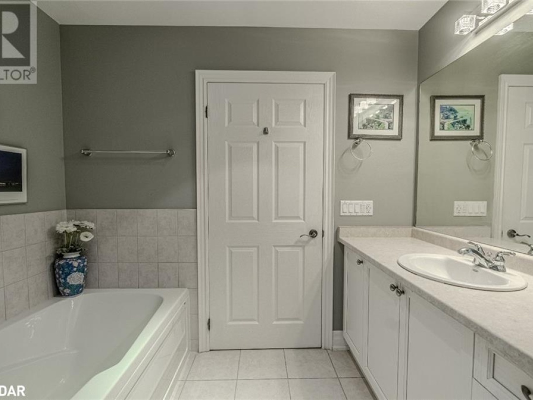 130 STEAMSHIP BAY Road Unit# 207, 