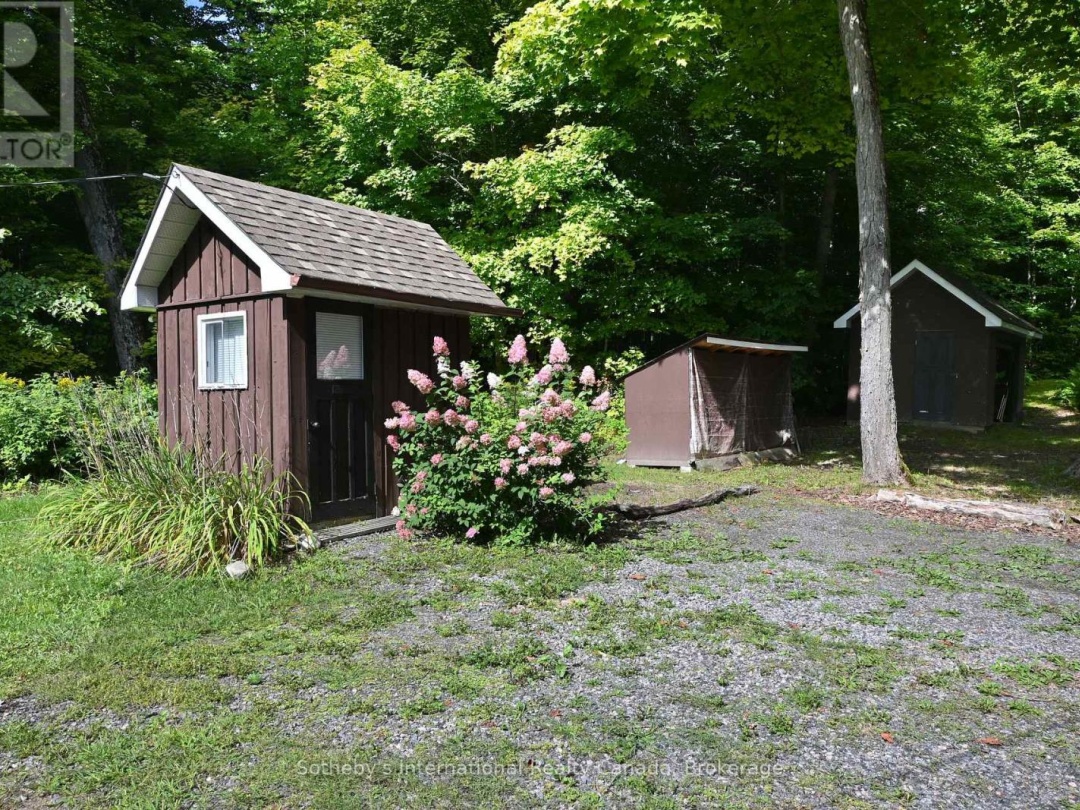 28 PINEWOOD ROAD, 