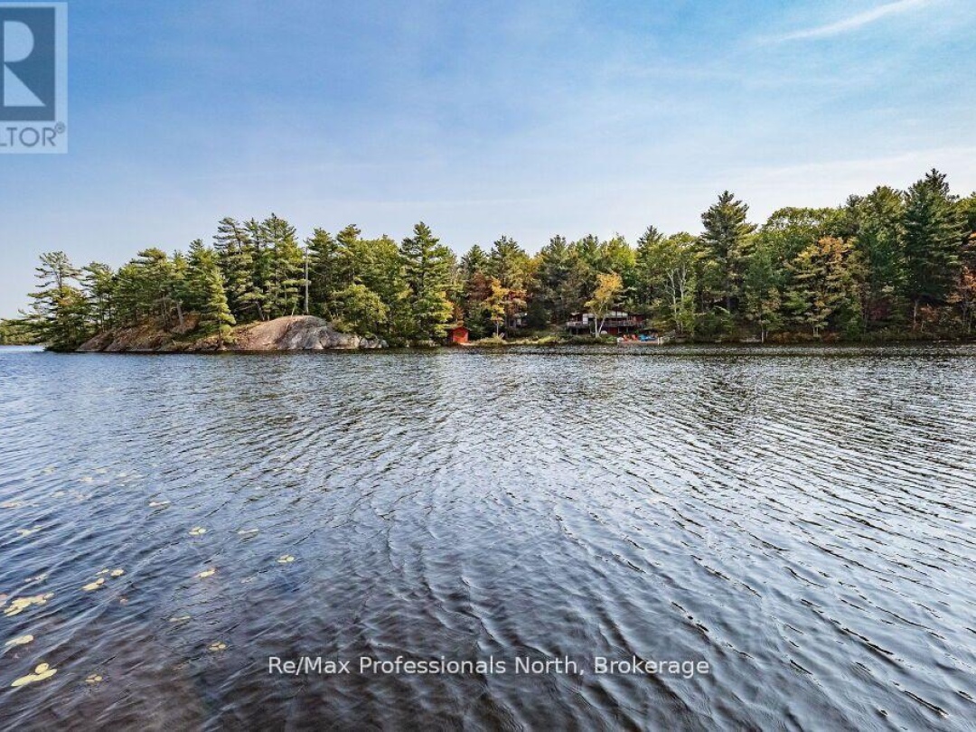 1006 Booth Lane, Pine Lake