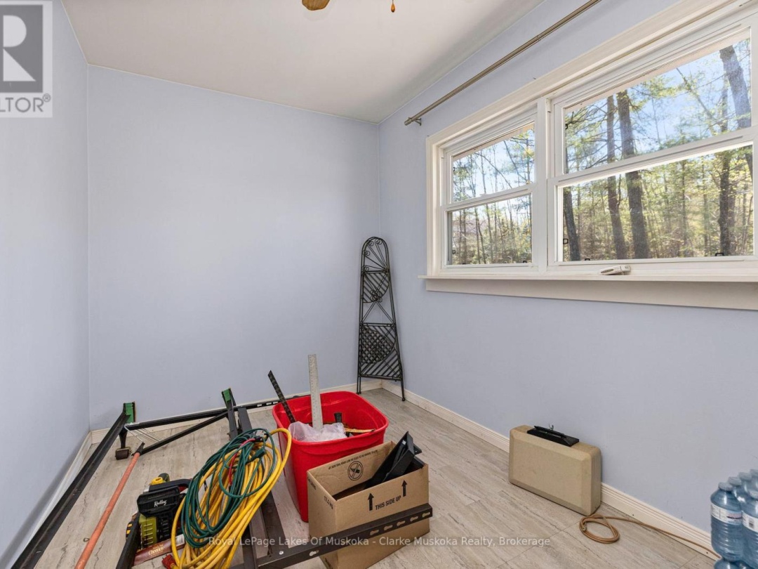 525 HIAWATHA ROAD, 