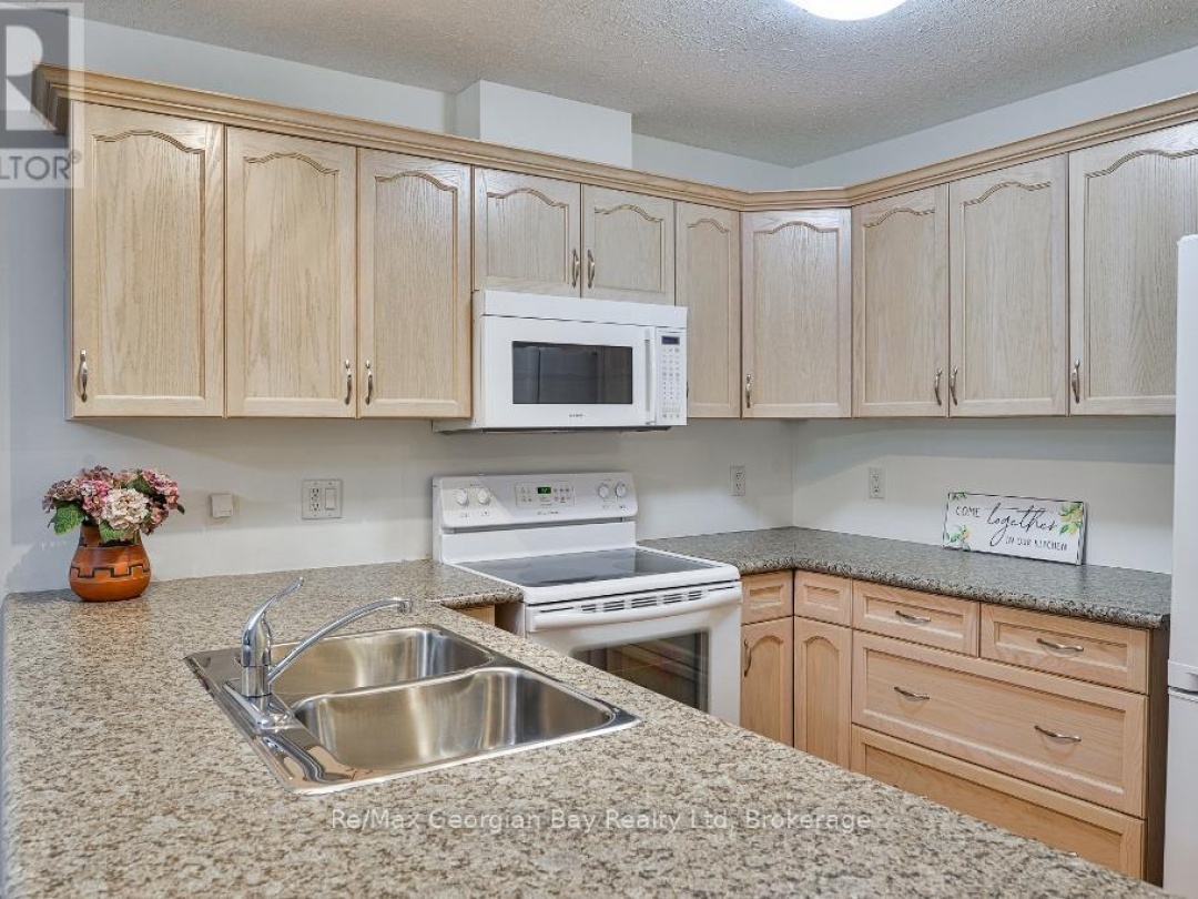 206 - 10A KIMBERLEY AVENUE, 