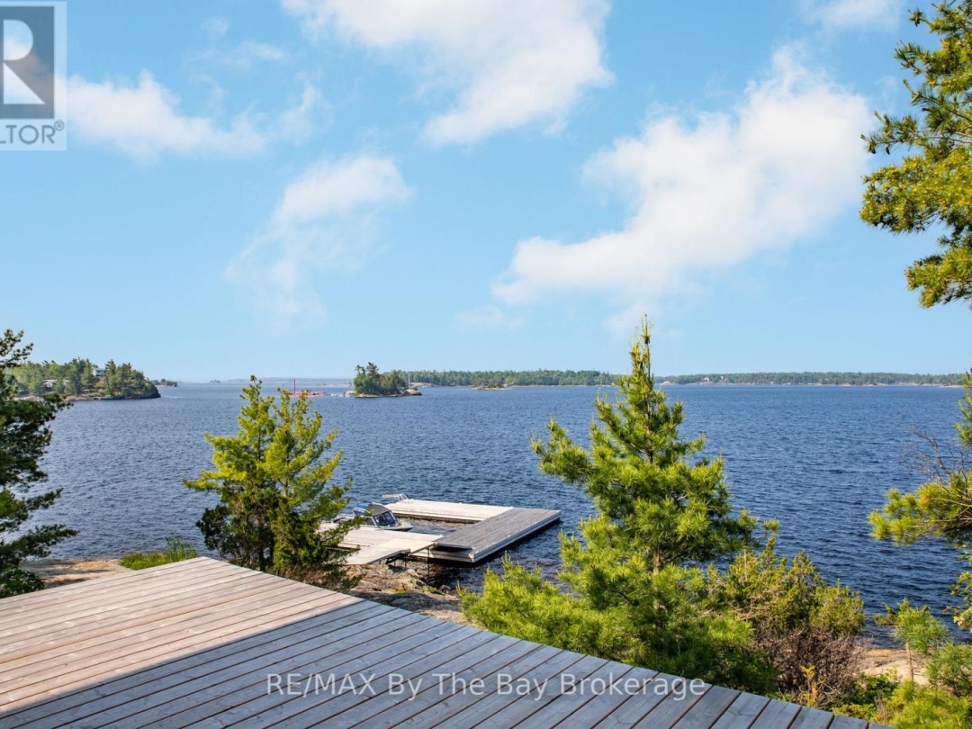 11324 ISLAND 1810/BONE ISLAND, 