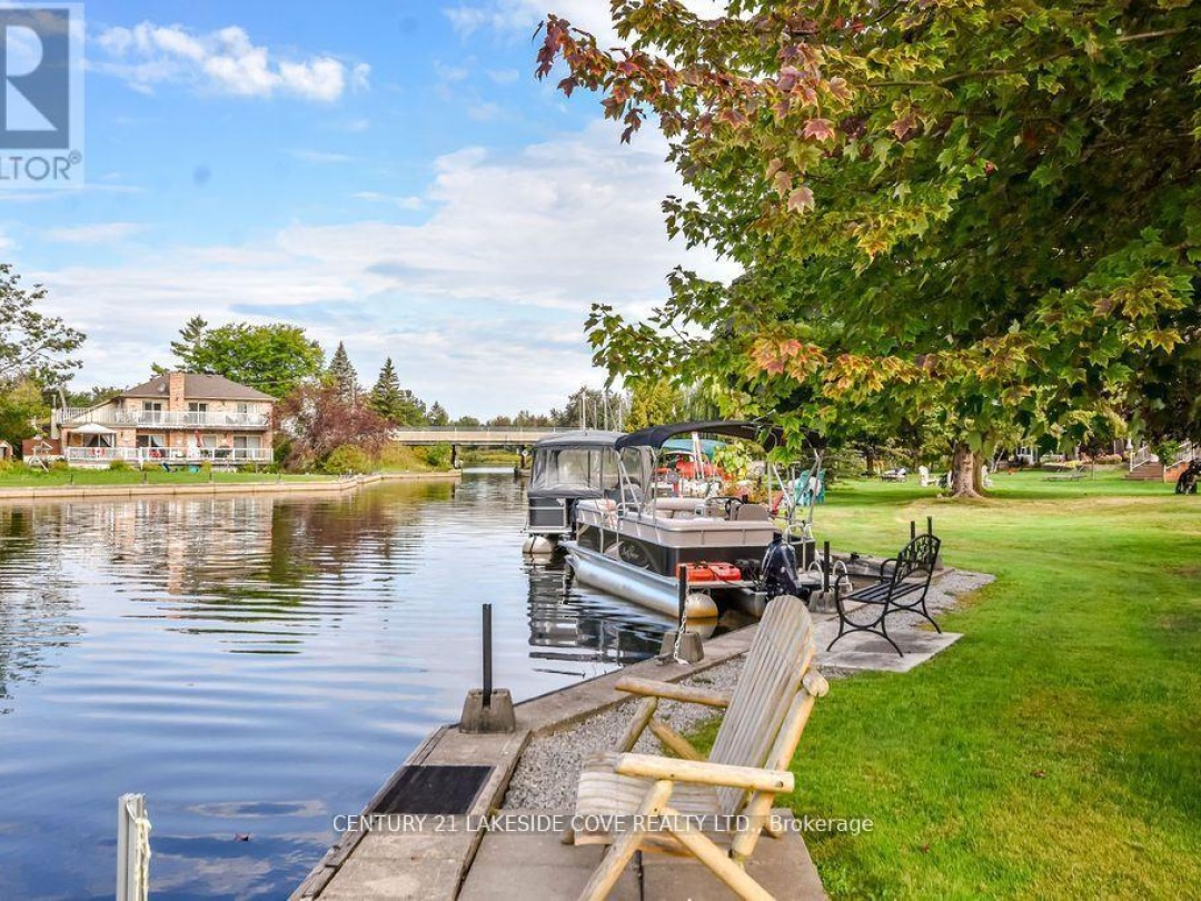 UNIT #7 - 70 LAGUNA PARKWAY, 