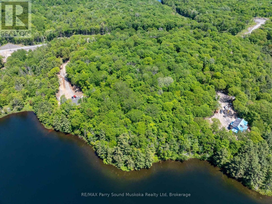 21 WEE-GE-WA ROAD, Clear Lake