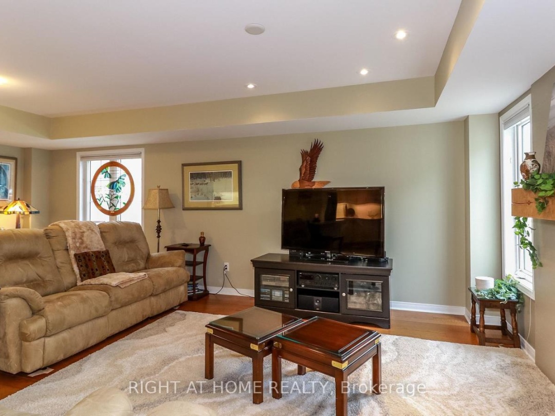 28 Masters Crescent, Georgian Bay