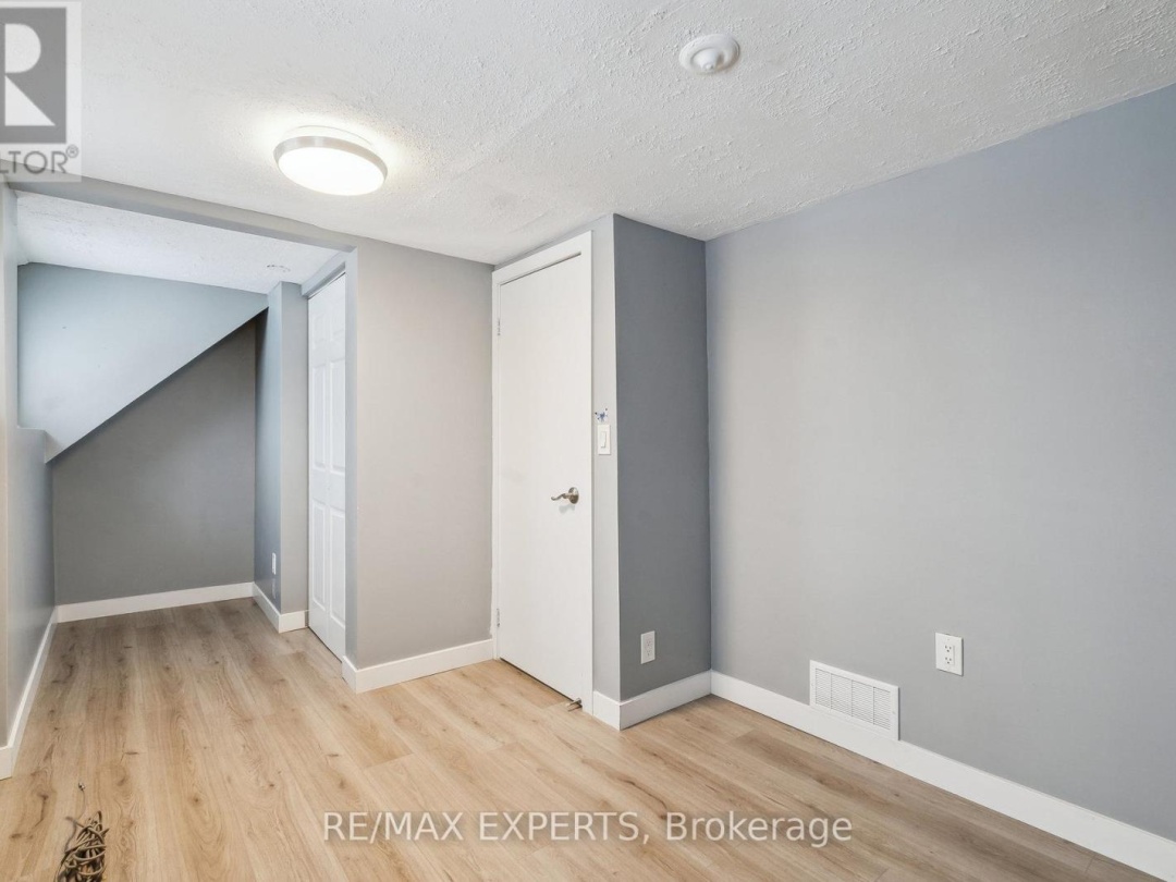 282 Gill Street, Orillia