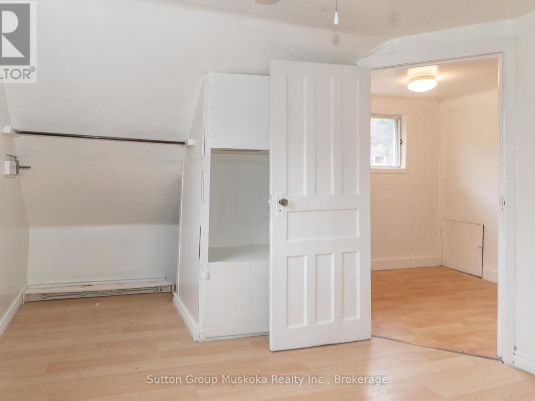 4 THUNDER BRIDGE COURT S,