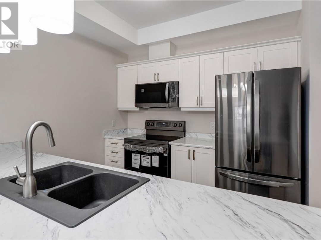 11C Salt Dock Road Unit# 404, Parry Sound