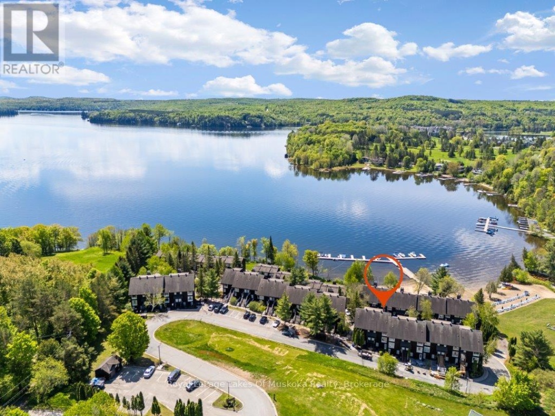 30 TURNER DRIVE, Peninsula Lake