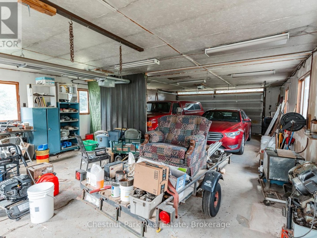 1054 GREEN LAKE ROAD, 