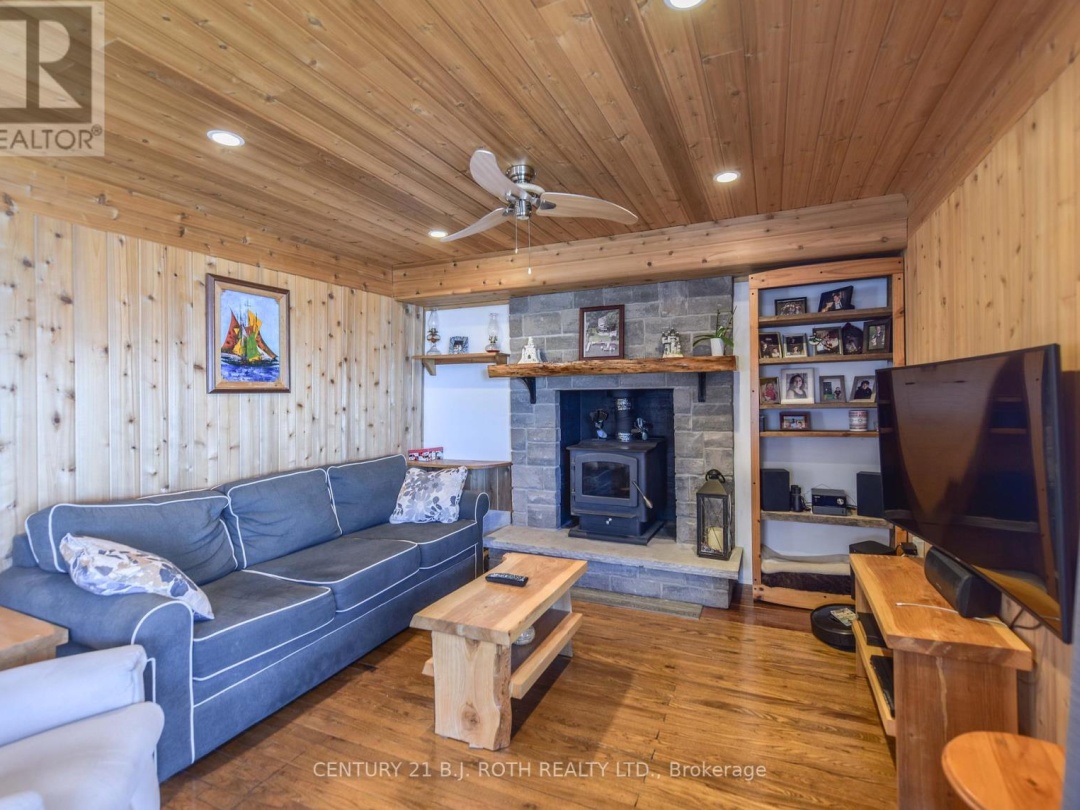 3801 Wood Avenue, Lake Couchiching