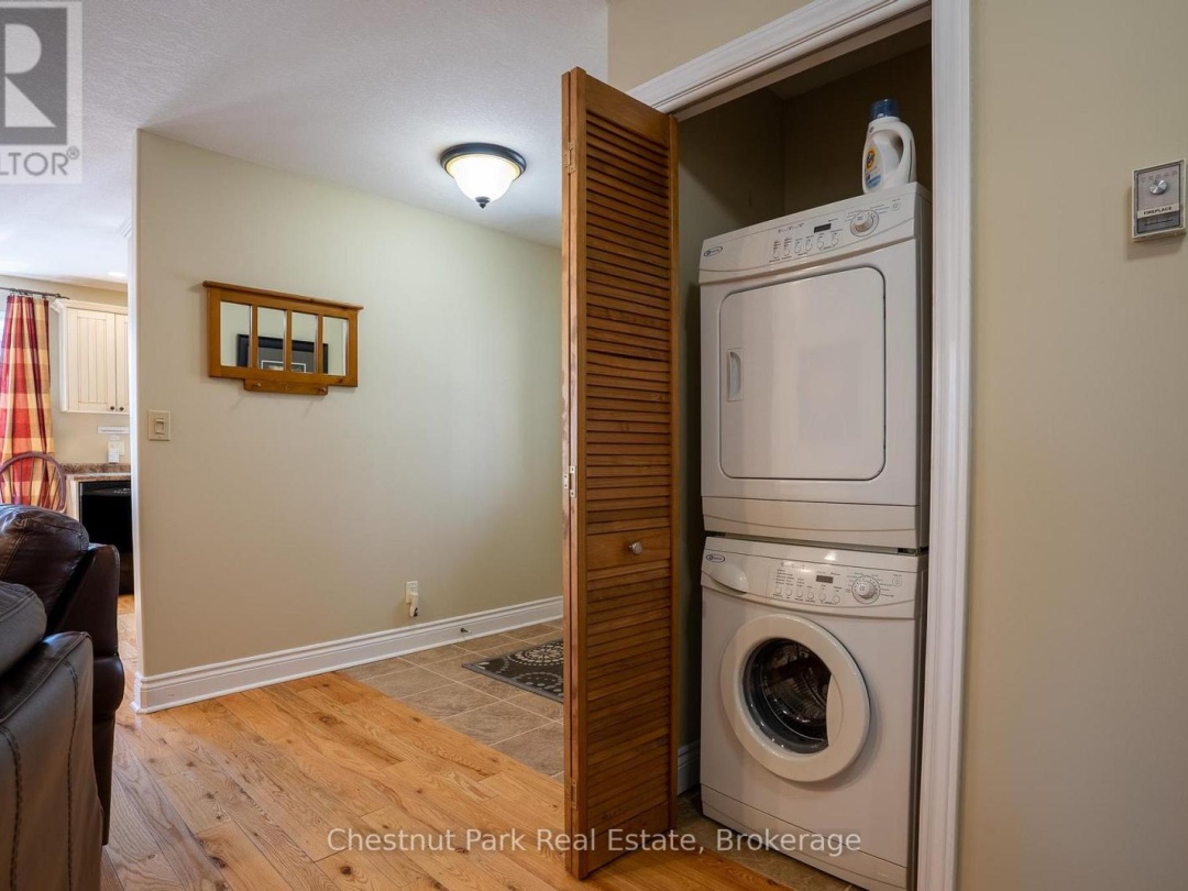 107-10 - 1052 RAT BAY ROAD, Lake of Bays