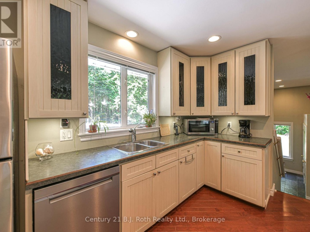 2289 SOUTHWOOD ROAD, 