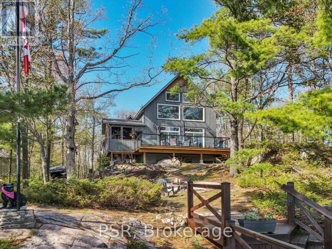 1028 Marshall Drive, Pine Lake