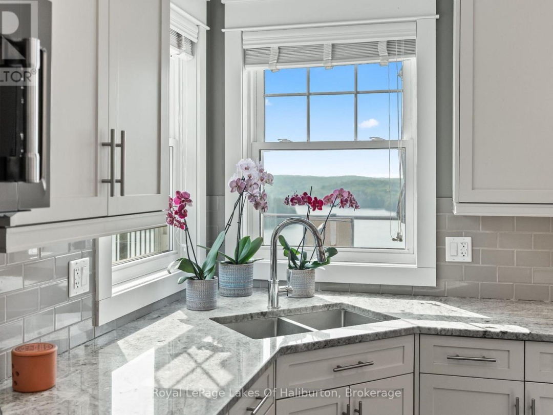 1143 TRILLIUM TRAIL, Loon Lake