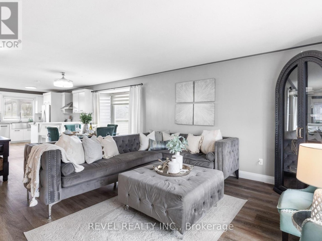 1578 STURGEON ROAD, 