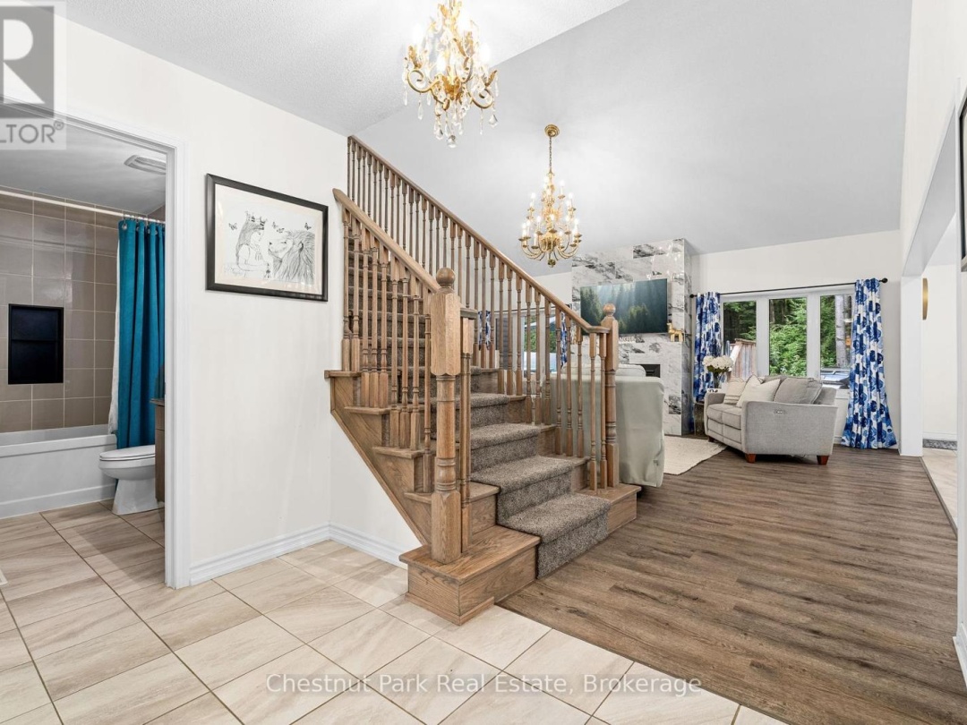 17 WINDSONG CRESCENT, 